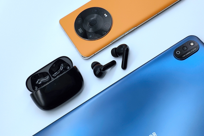 榮耀Earbuds 3 Pro：內(nèi)卷王者？不止音質(zhì)和降噪，還能AI測(cè)體溫！